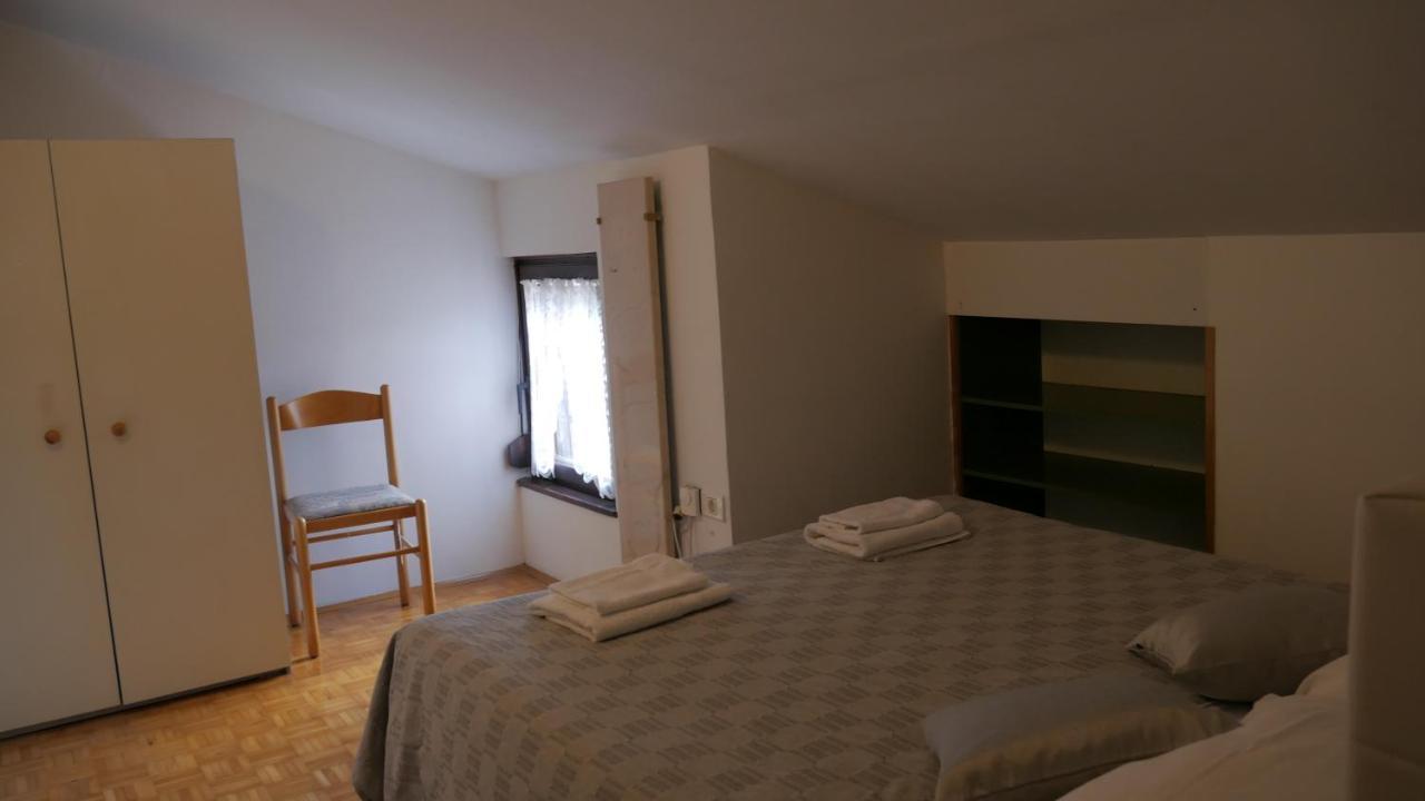 Apartment Kornarija Buje Exteriör bild