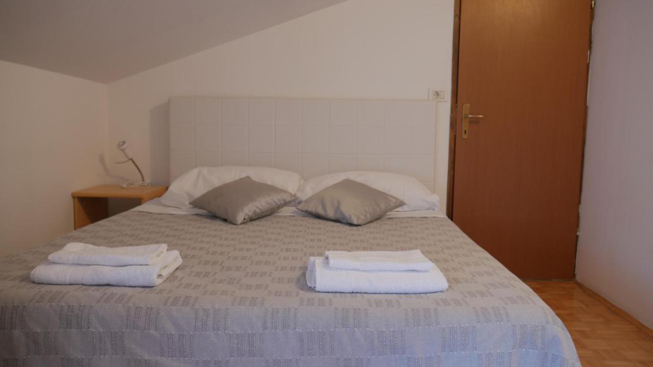 Apartment Kornarija Buje Exteriör bild